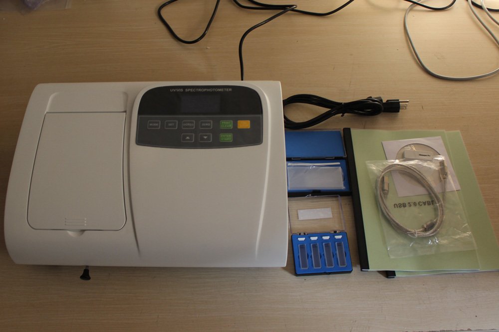 LCD Screen Uv Visible Spectrophotometer NEUUV09