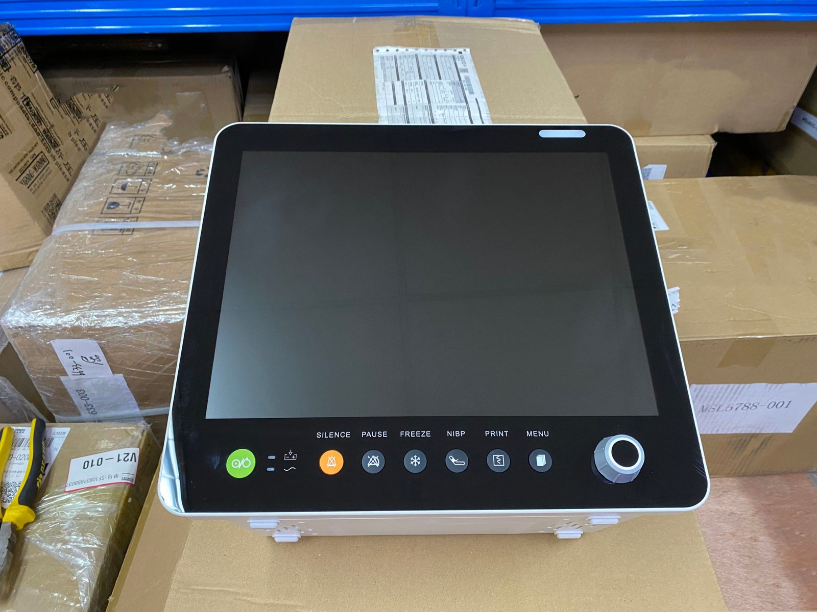 Multi-Parameter Patient Monitor 12.1 Inch Color TFT Portable Medical Equipment NEUMP12